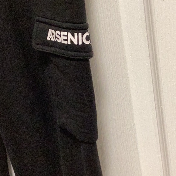 Boys Arsenic joggers, size youth X-LARGE - Picture 4 of 5